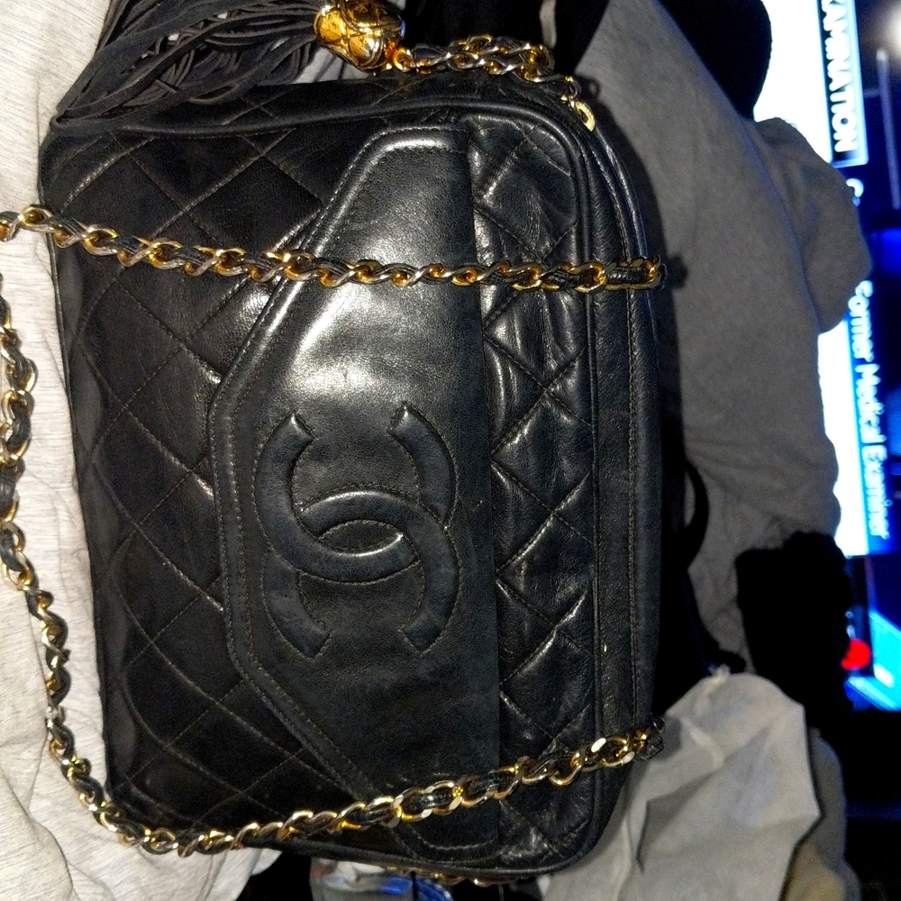 Chanel Vintage Black Lambskin Front Pocket Camera Bag × 1